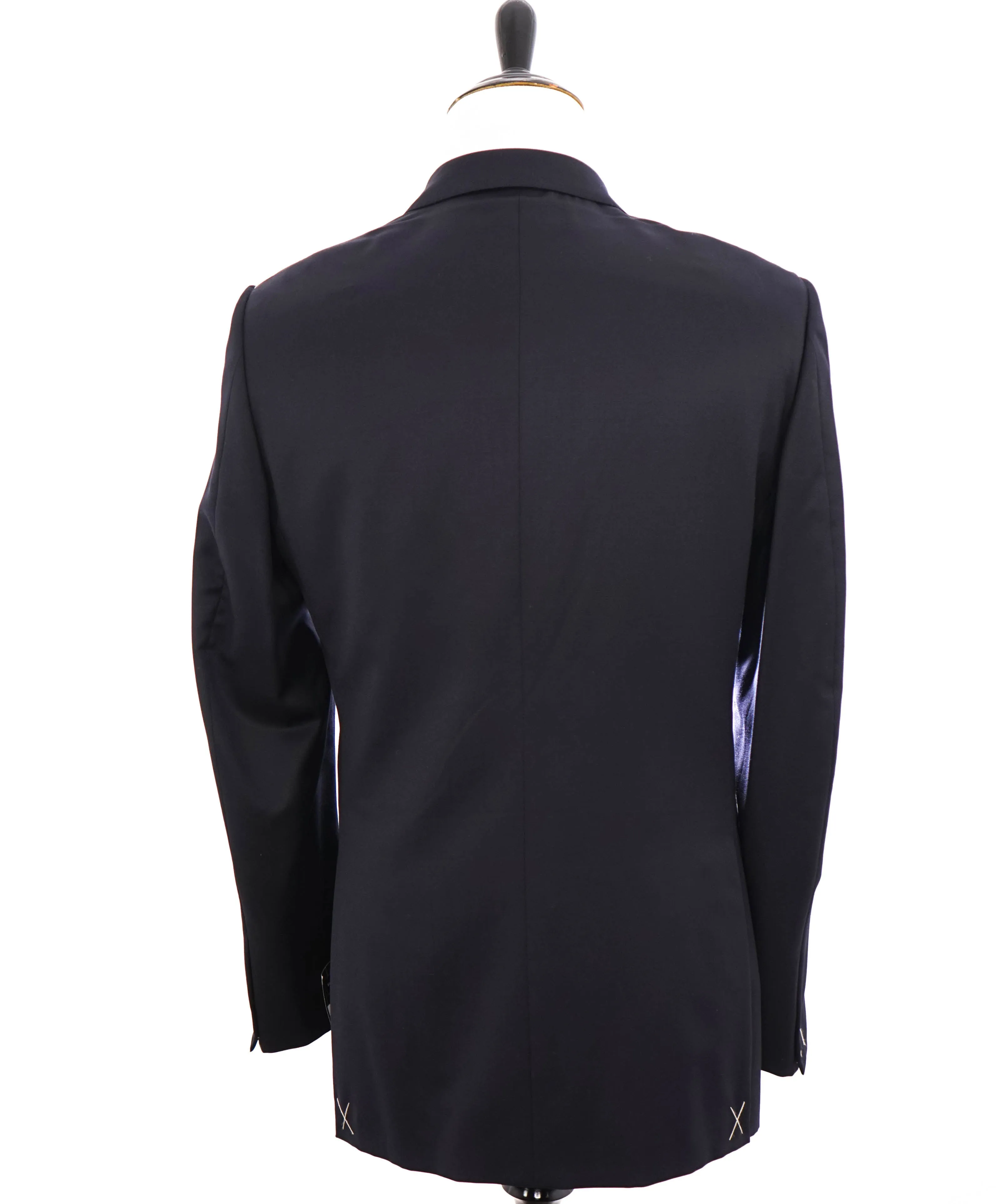 $2,695 ERMENEGILDO ZEGNA -"Micronsphere" NAVY Blazer - 42L