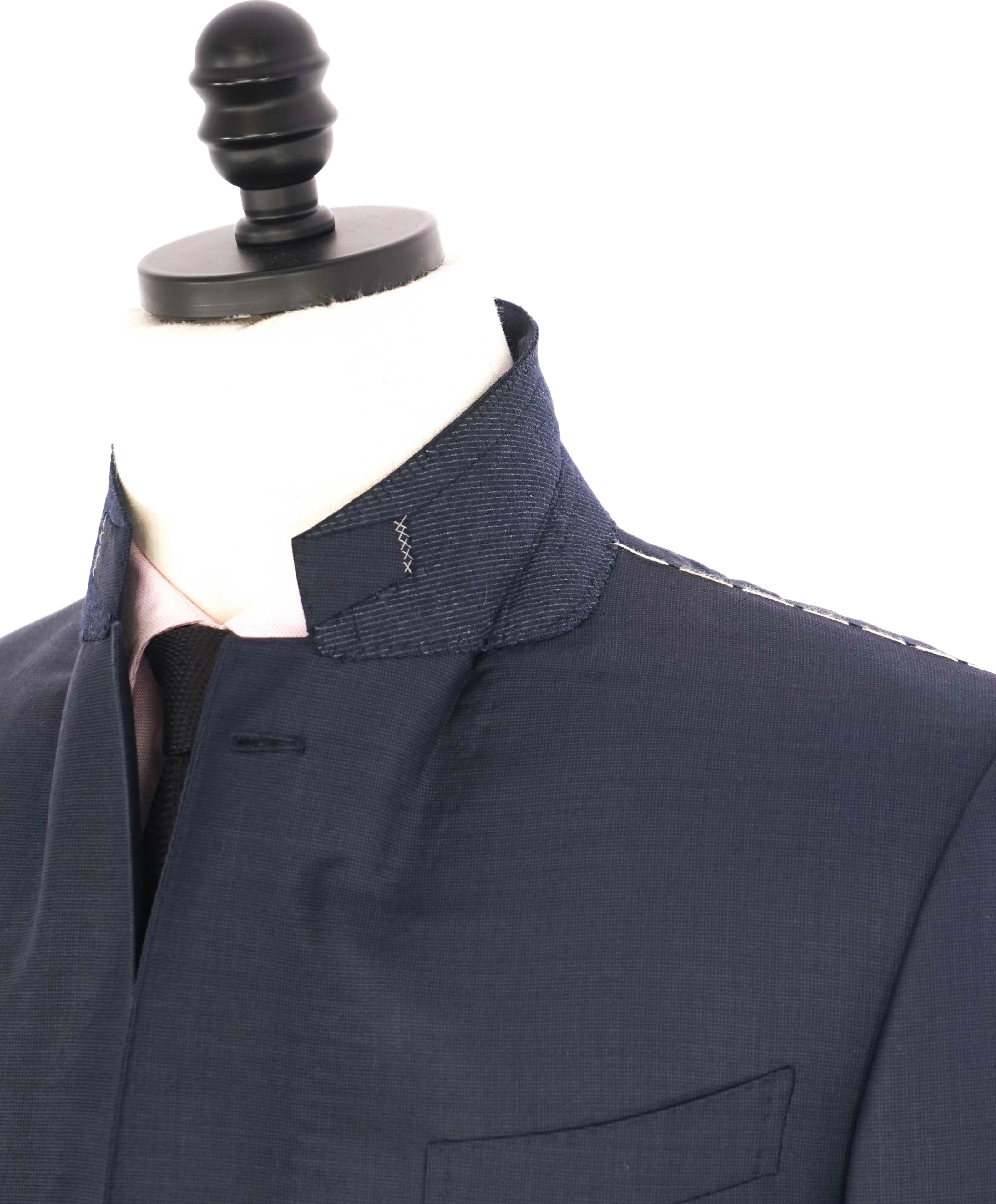 $3,250 ERMENEGILDO ZEGNA -"TROFEO" Navy Blue Birdseye Blazer - 40S