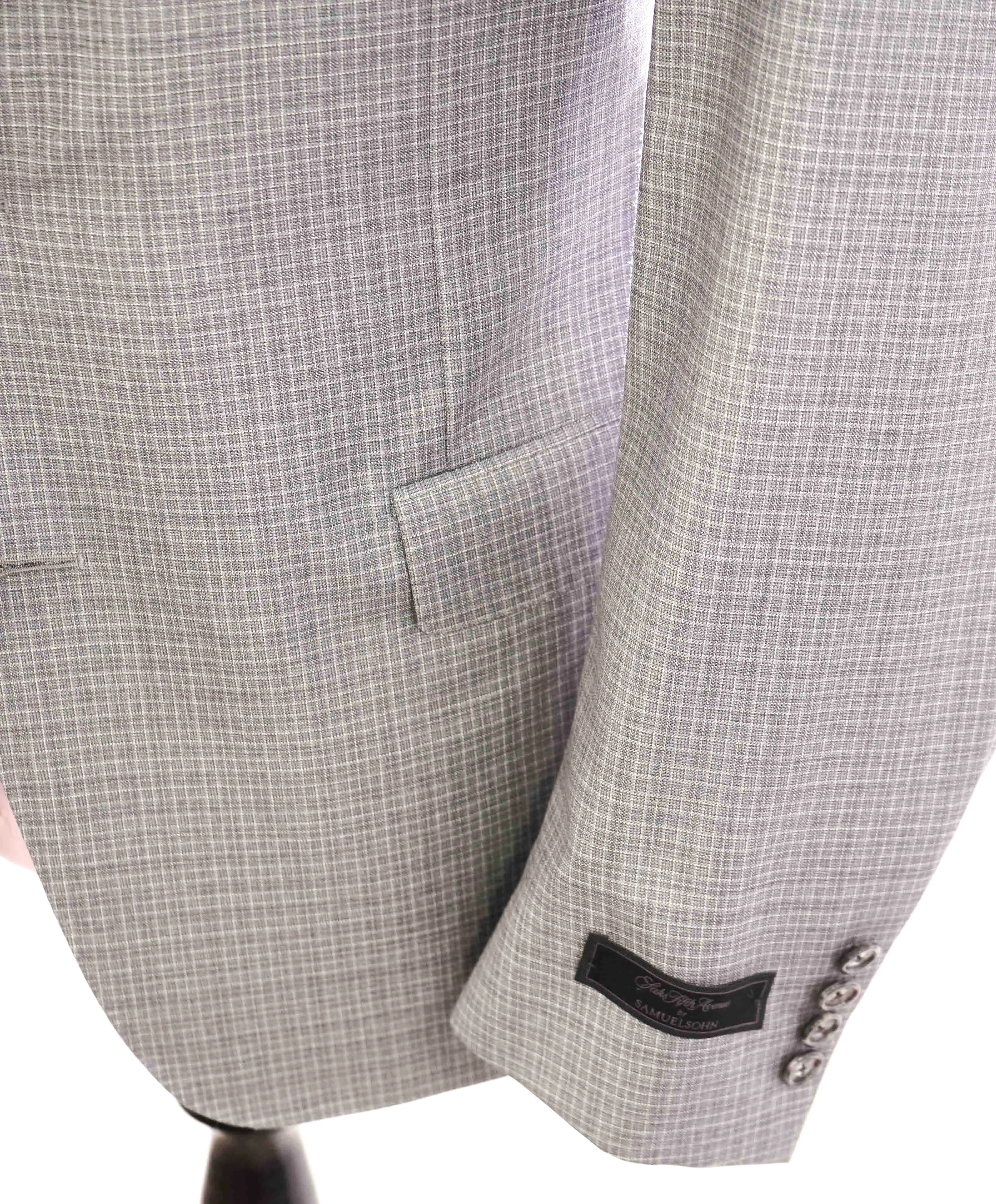 $995 SAMUELSOHN - Gray Check Notch Lapel Premium Grade Blazer - 44R