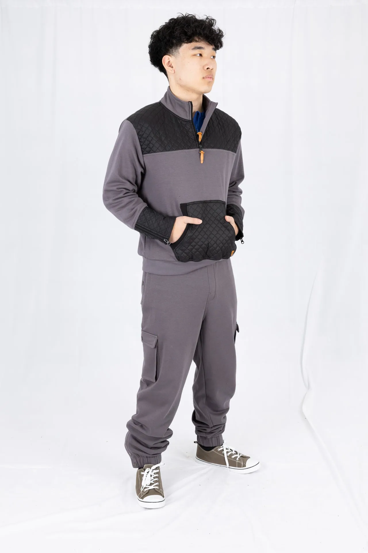 Adaptive Kids Cargo Joggers: Adjustable Elastic Waist & Side Zipper for Easy Undressing