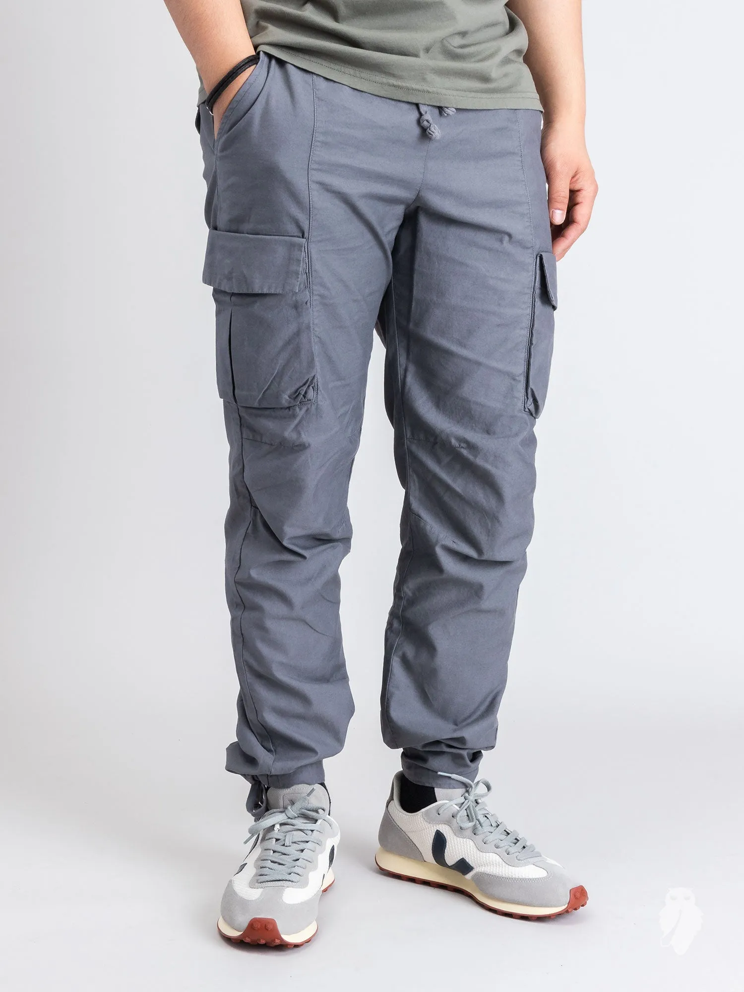 Back Sateen Cargo Pants in Charcoal