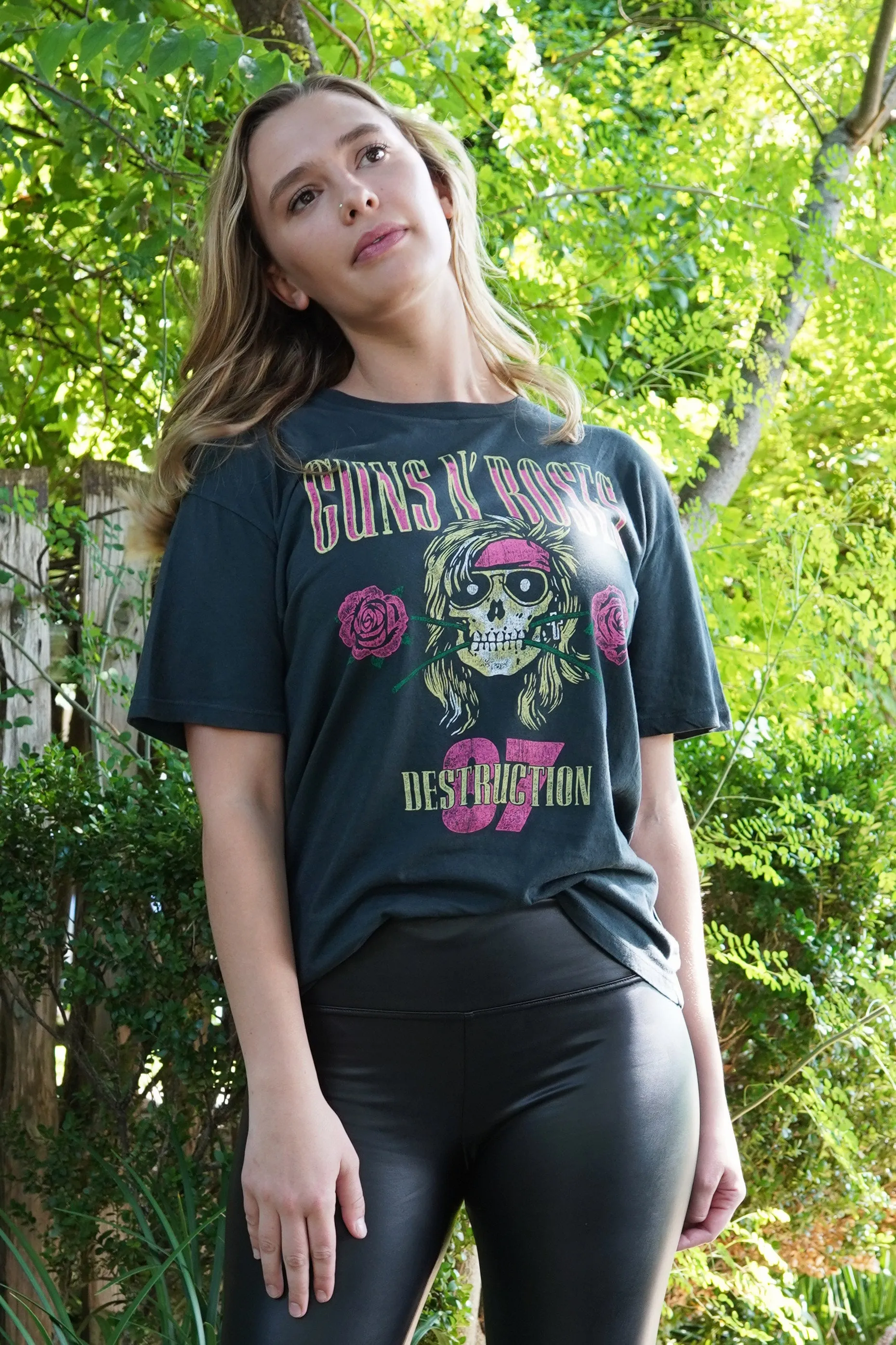 Daydreamer Guns N' Roses "Destruction" Graphic Tee