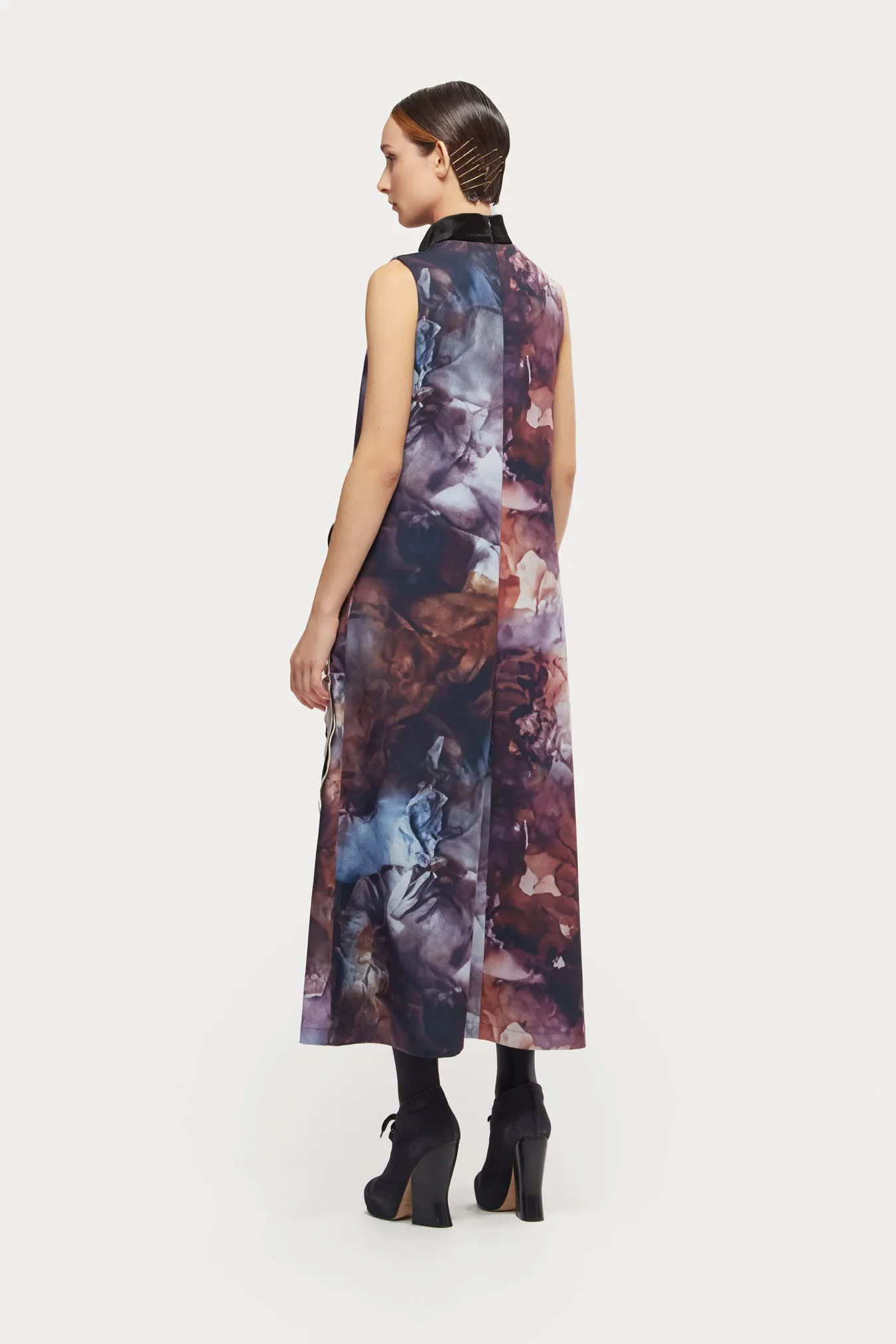 High Neck Sleeveless Dress Abstract Print Brown