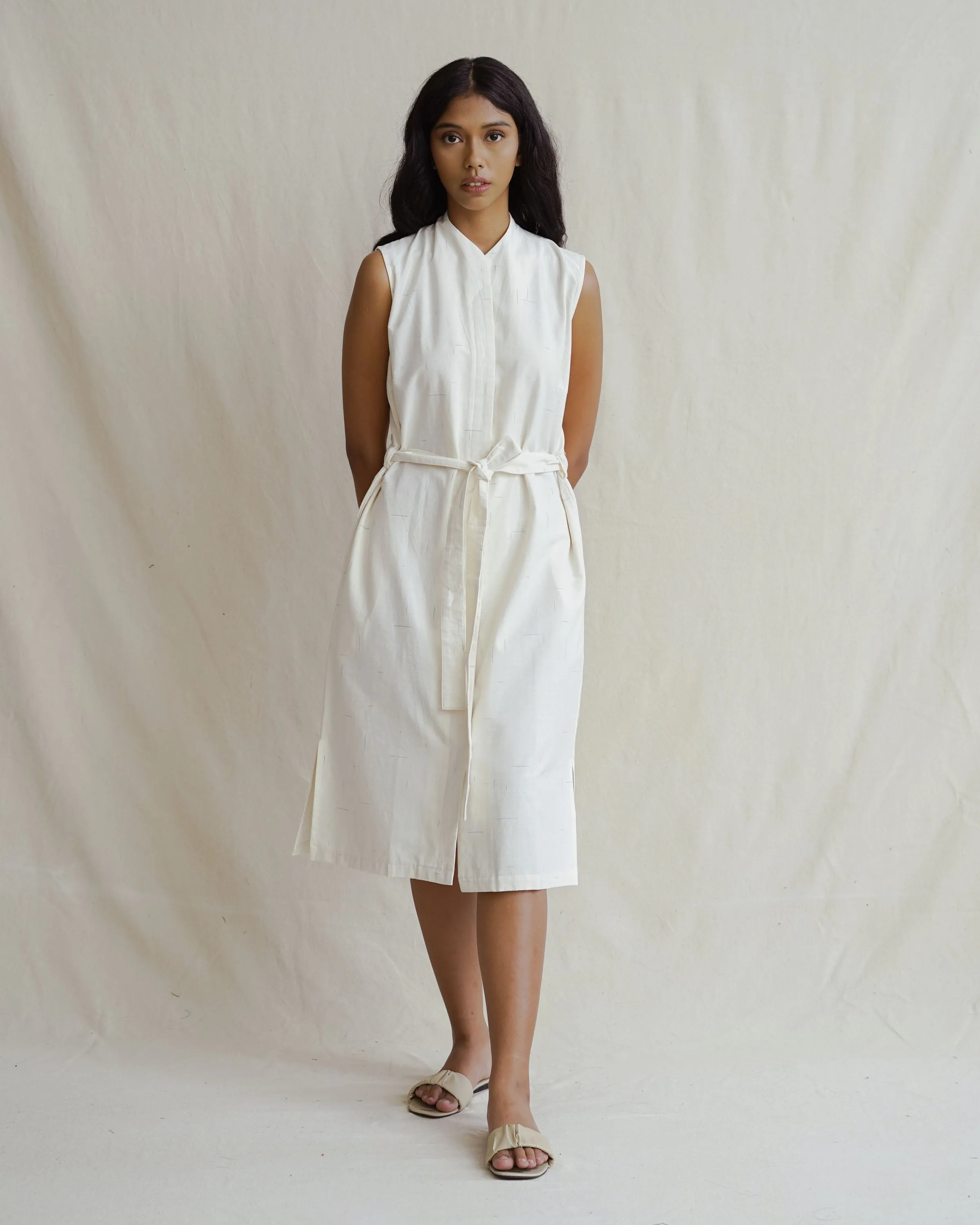 PAGISENJA - Structured Dress