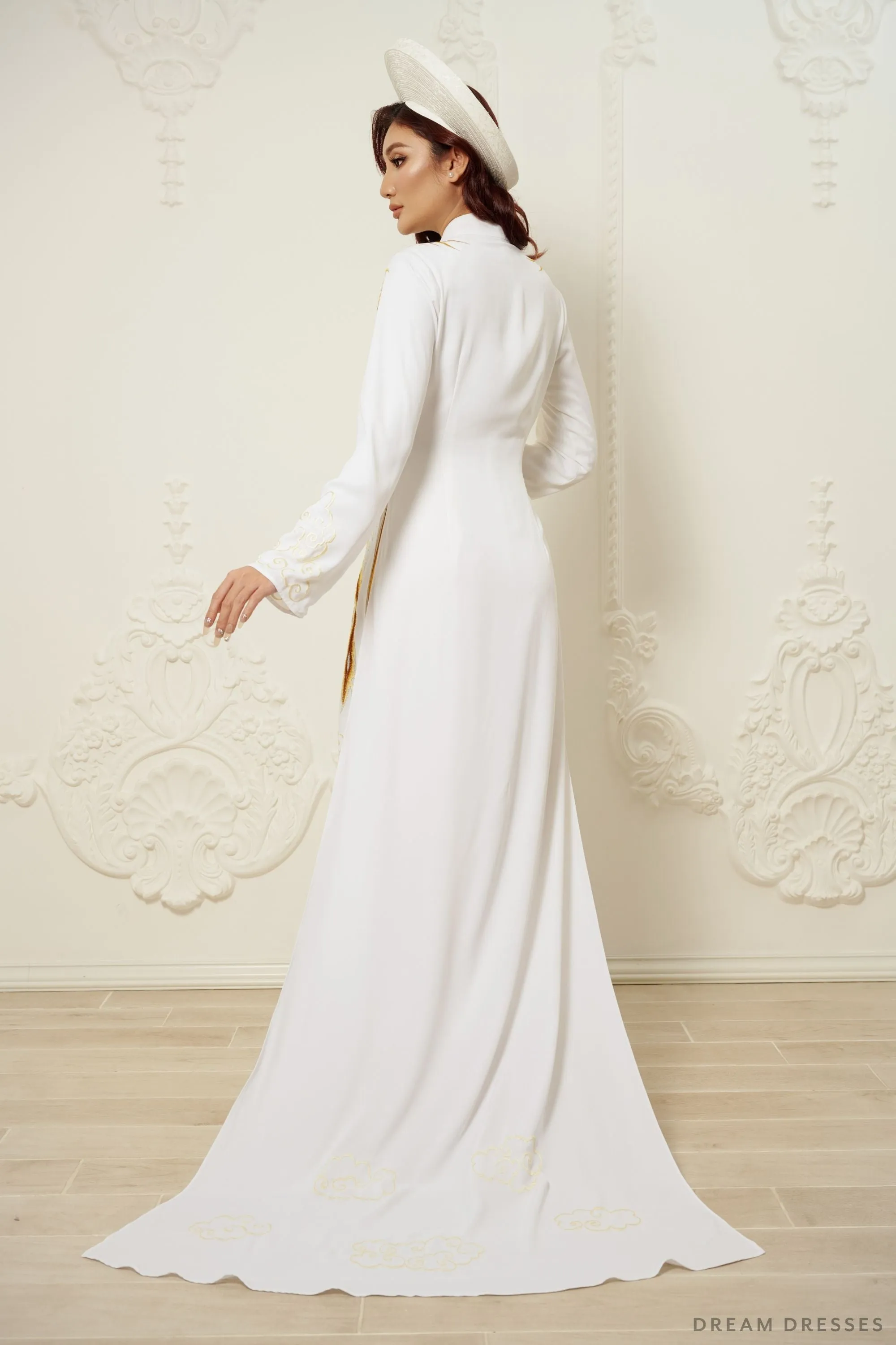 Phoenix Ao Dai OverCoat | Traditional Vietnamese Bridal OverCoat (#LISHA)