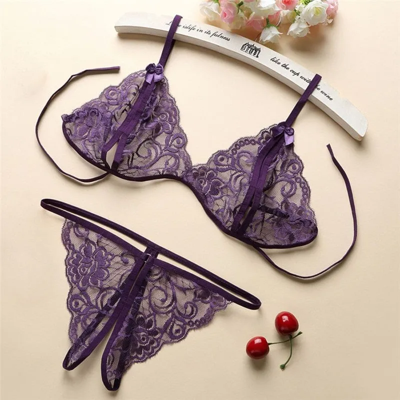 Seductive Lace Strap Lingerie Set with Push-up Feature