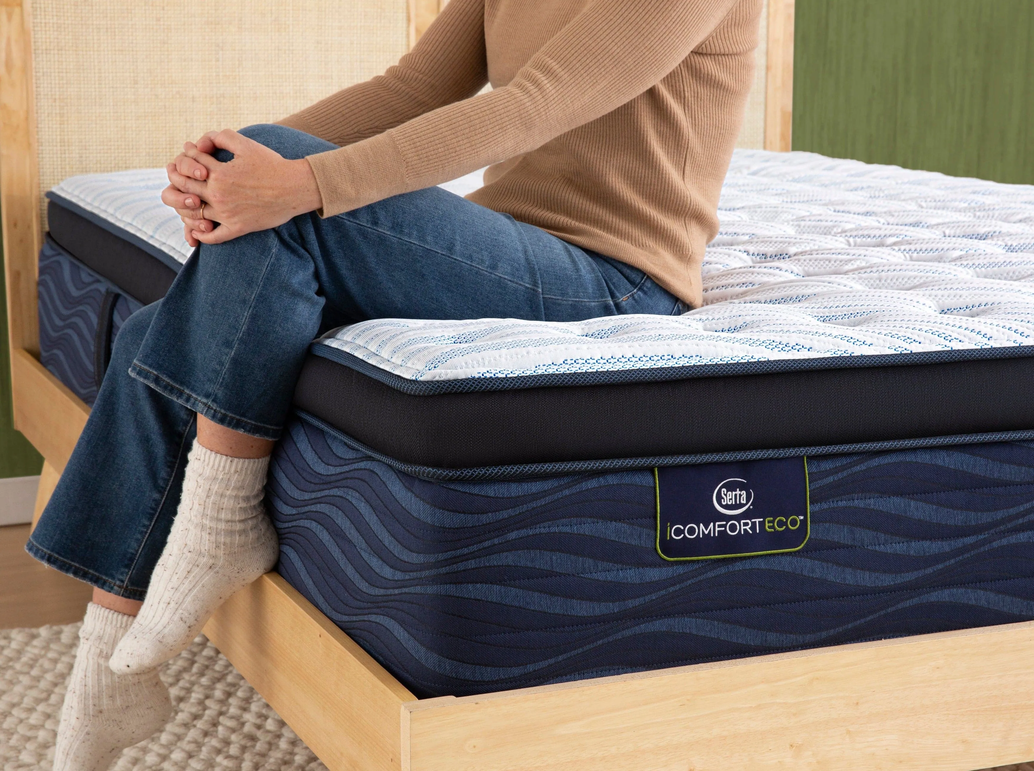 Serta® iComfortECO Q20GL Firm Pillow-Top Quilted 15" Mattress